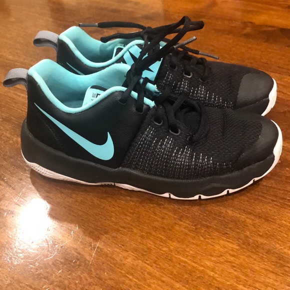 girls basketball shoes size 3.5